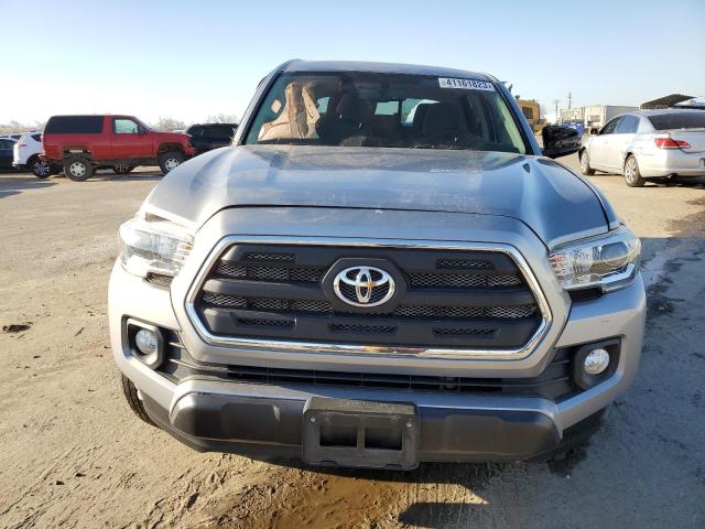 Photo 4 VIN: 3TMCZ5ANXHM075971 - TOYOTA TACOMA DOU 