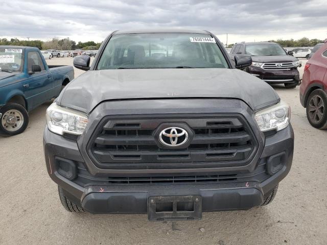 Photo 4 VIN: 3TMCZ5ANXHM101615 - TOYOTA TACOMA DOU 