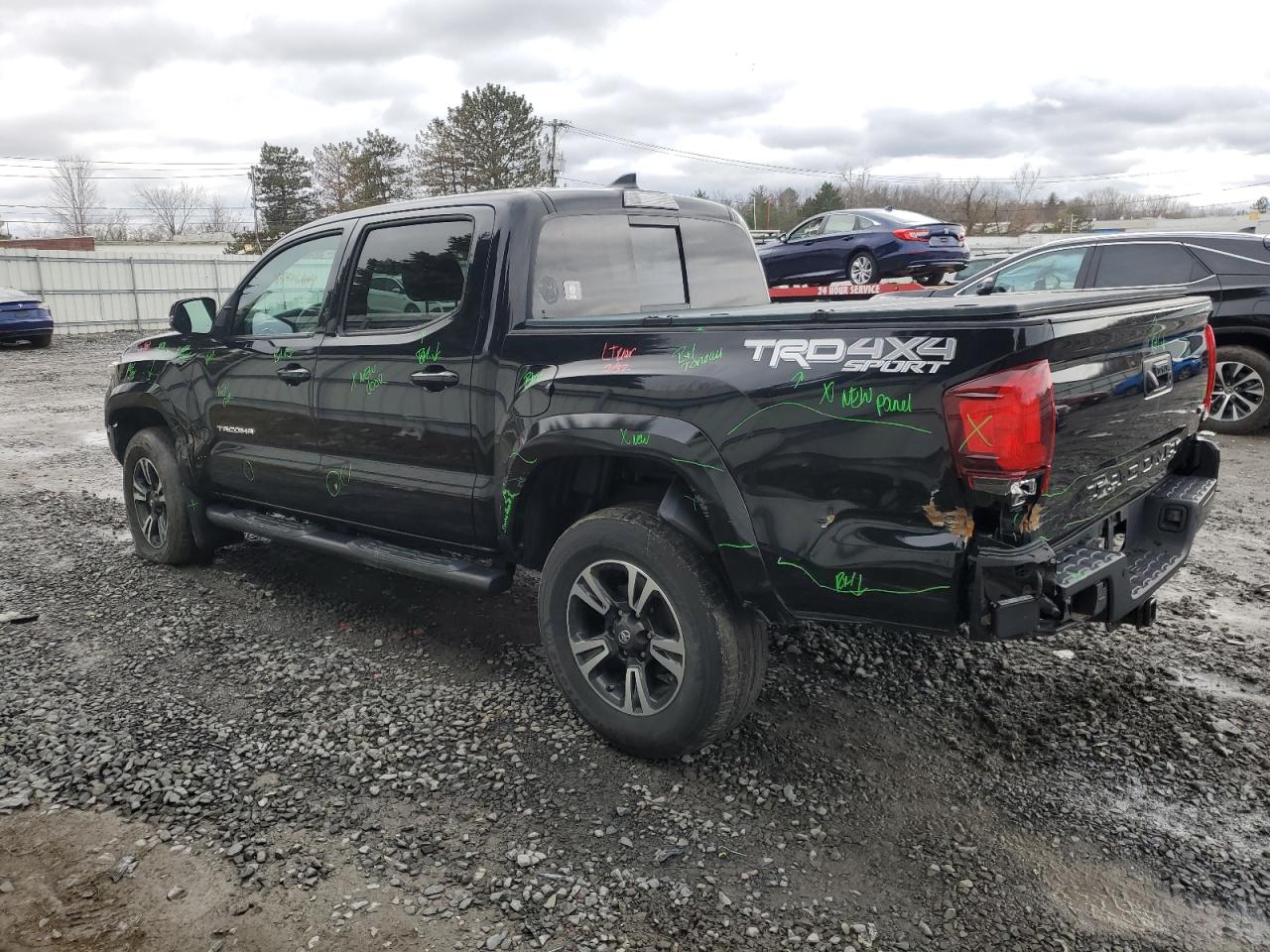 Photo 1 VIN: 3TMCZ5ANXJM169208 - TOYOTA TACOMA 