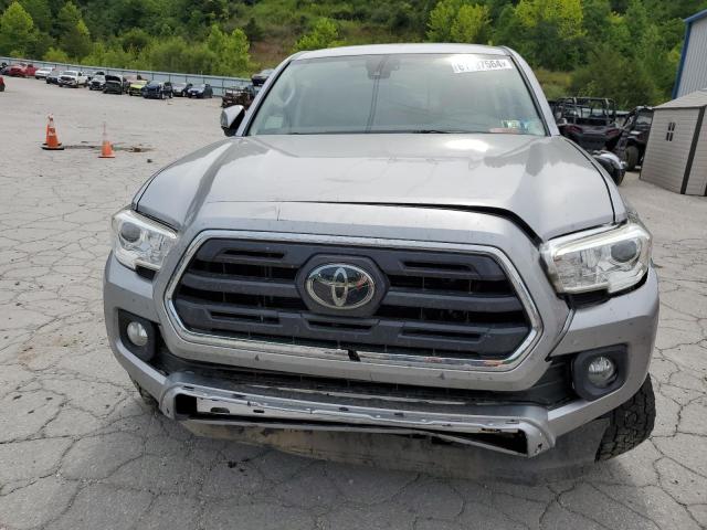 Photo 4 VIN: 3TMCZ5ANXKM191033 - TOYOTA TACOMA DOU 