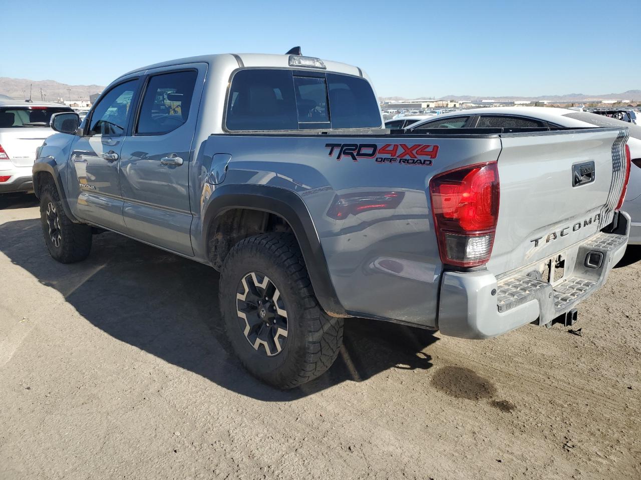 Photo 1 VIN: 3TMCZ5ANXKM241560 - TOYOTA TACOMA 
