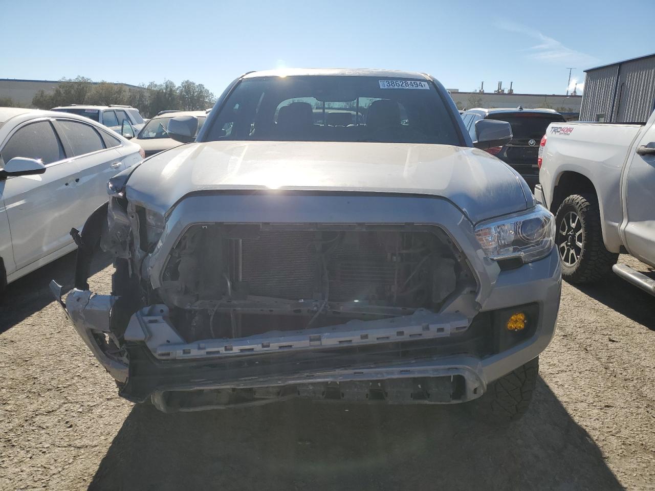 Photo 4 VIN: 3TMCZ5ANXKM241560 - TOYOTA TACOMA 