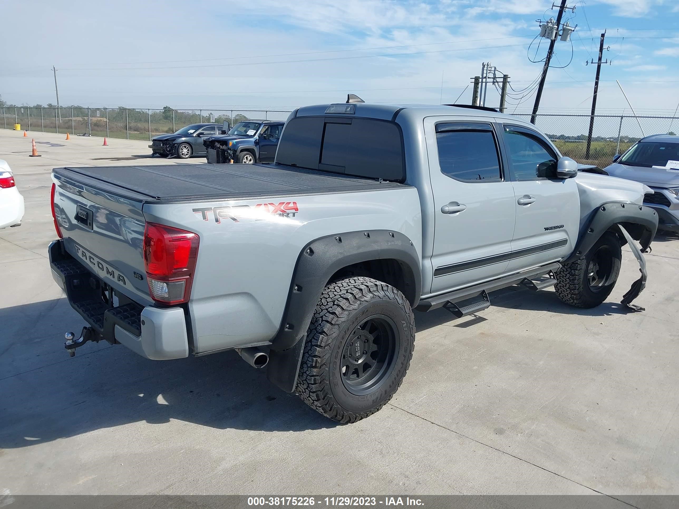 Photo 3 VIN: 3TMCZ5ANXKM279337 - TOYOTA TACOMA 