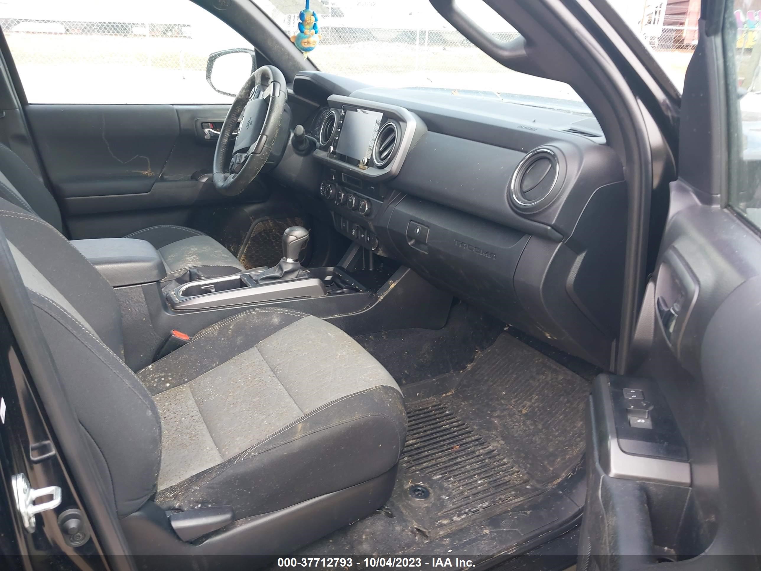 Photo 4 VIN: 3TMCZ5ANXNM502710 - TOYOTA TACOMA 