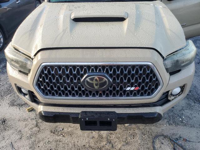 Photo 10 VIN: 3TMDZ5BN0JM046911 - TOYOTA TACOMA DOU 