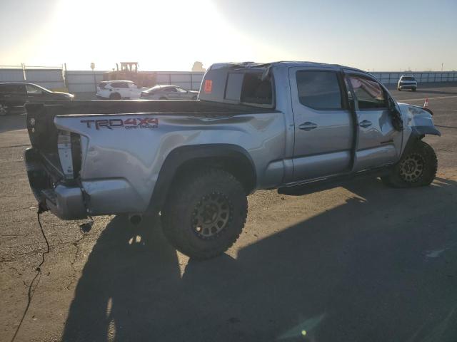 Photo 2 VIN: 3TMDZ5BN1JM042737 - TOYOTA TACOMA DOU 