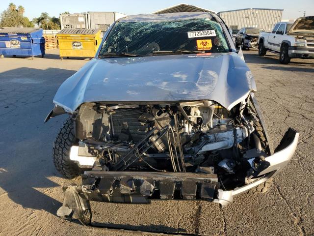 Photo 4 VIN: 3TMDZ5BN1JM042737 - TOYOTA TACOMA DOU 