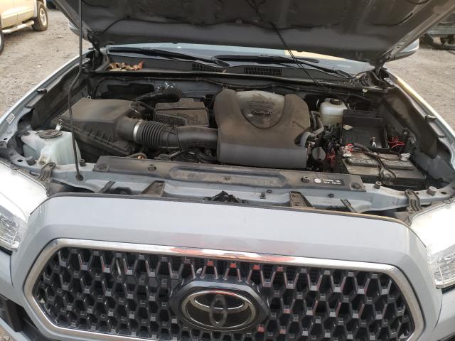 Photo 6 VIN: 3TMDZ5BN1JM049459 - TOYOTA TACOMA DOU 