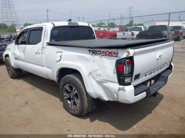 Photo 2 VIN: 3TMDZ5BN2HM033927 - TOYOTA TACOMA 