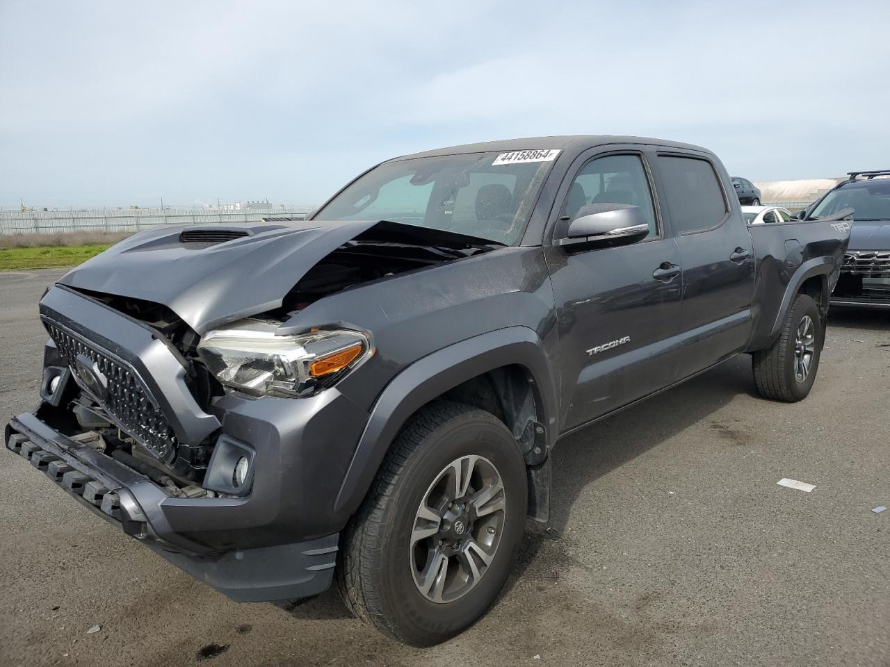 Photo 0 VIN: 3TMDZ5BN2JM042617 - TOYOTA TACOMA 