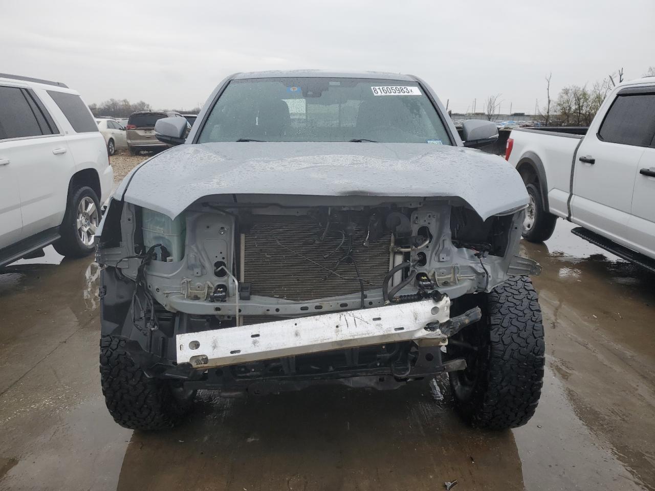 Photo 4 VIN: 3TMDZ5BN2JM054251 - TOYOTA TACOMA 