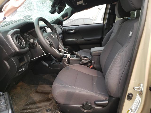 Photo 4 VIN: 3TMDZ5BN2KM072010 - TOYOTA TACOMA DOU 