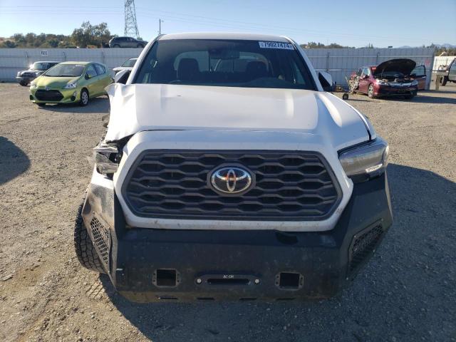 Photo 4 VIN: 3TMDZ5BN2LM083767 - TOYOTA TACOMA DOU 