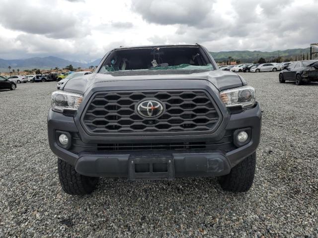 Photo 4 VIN: 3TMDZ5BN2LM086815 - TOYOTA TACOMA DOU 