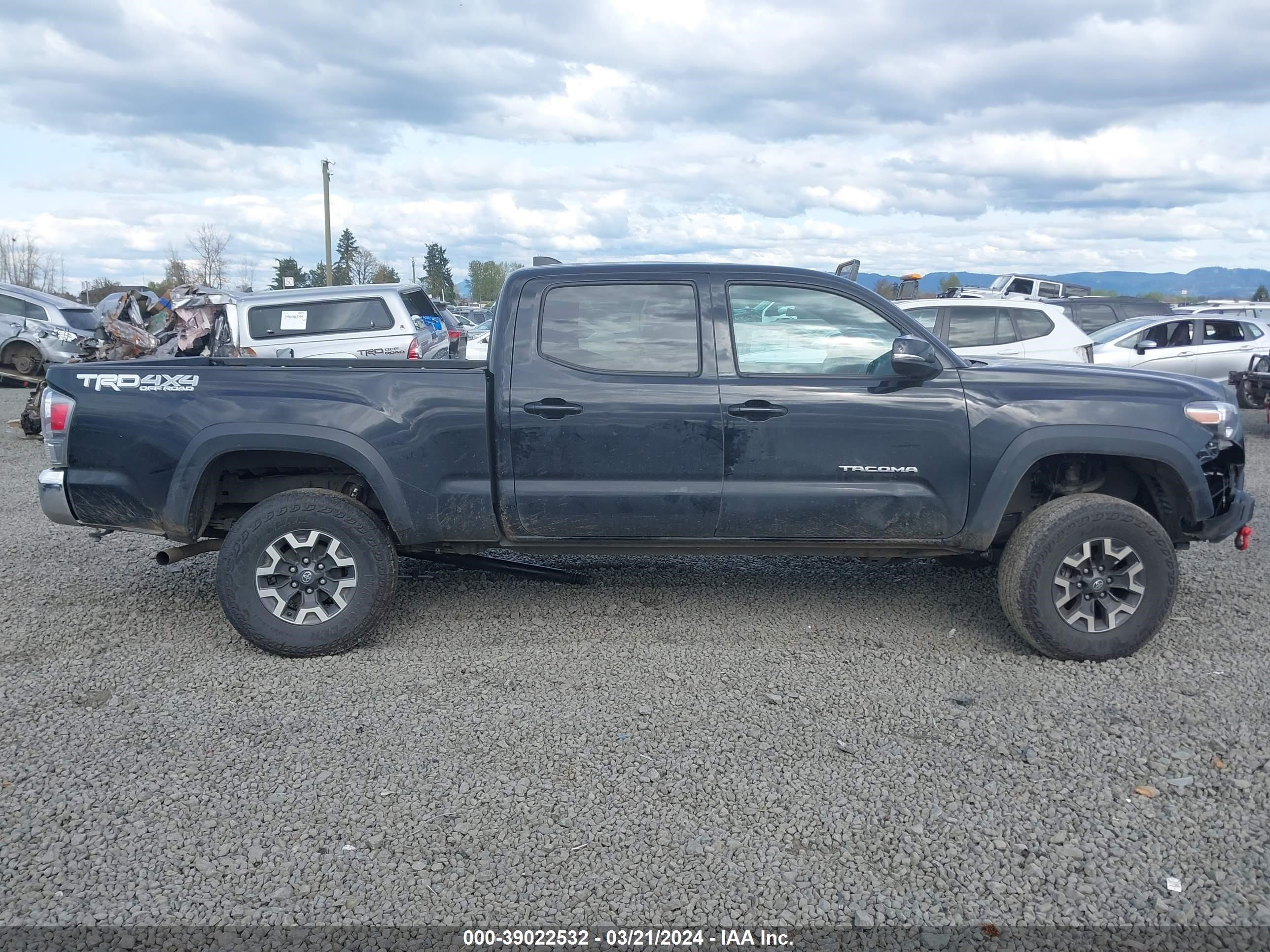 Photo 13 VIN: 3TMDZ5BN2NM128970 - TOYOTA TACOMA 