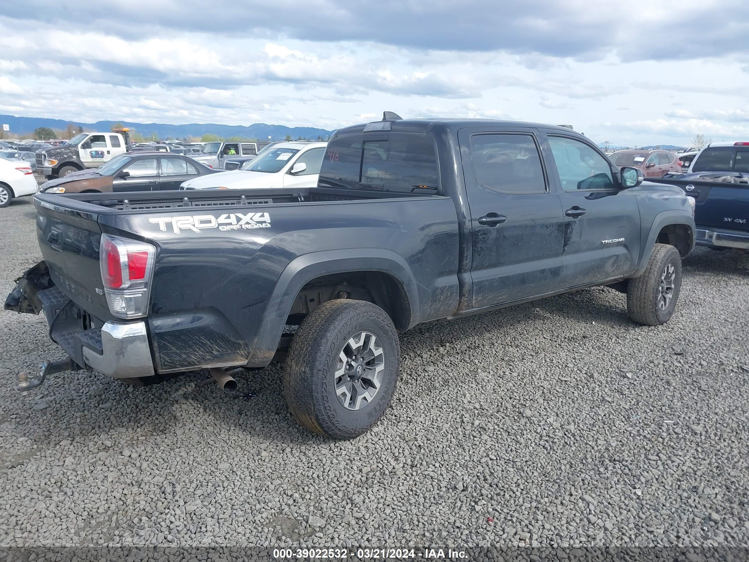 Photo 3 VIN: 3TMDZ5BN2NM128970 - TOYOTA TACOMA 