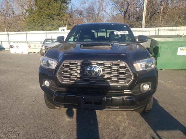 Photo 4 VIN: 3TMDZ5BN2NM133831 - TOYOTA TACOMA DOU 