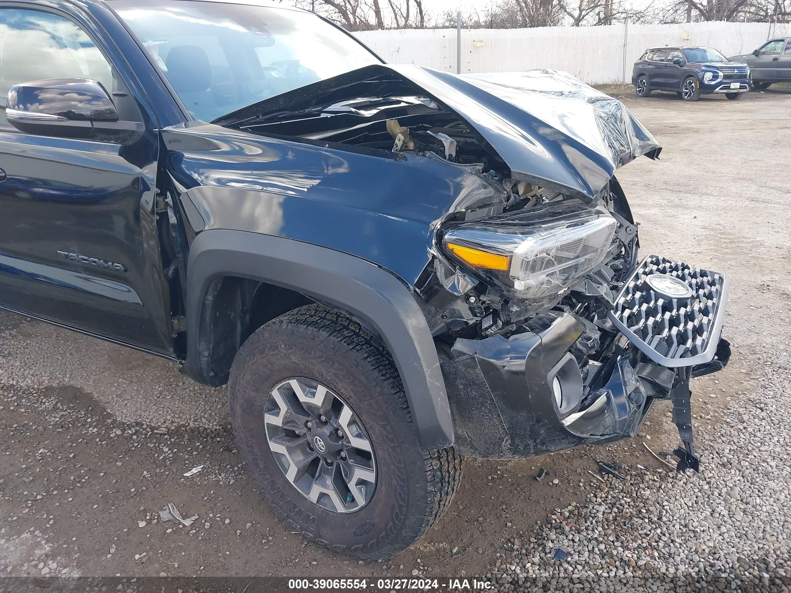 Photo 16 VIN: 3TMDZ5BN2PM161471 - TOYOTA TACOMA 