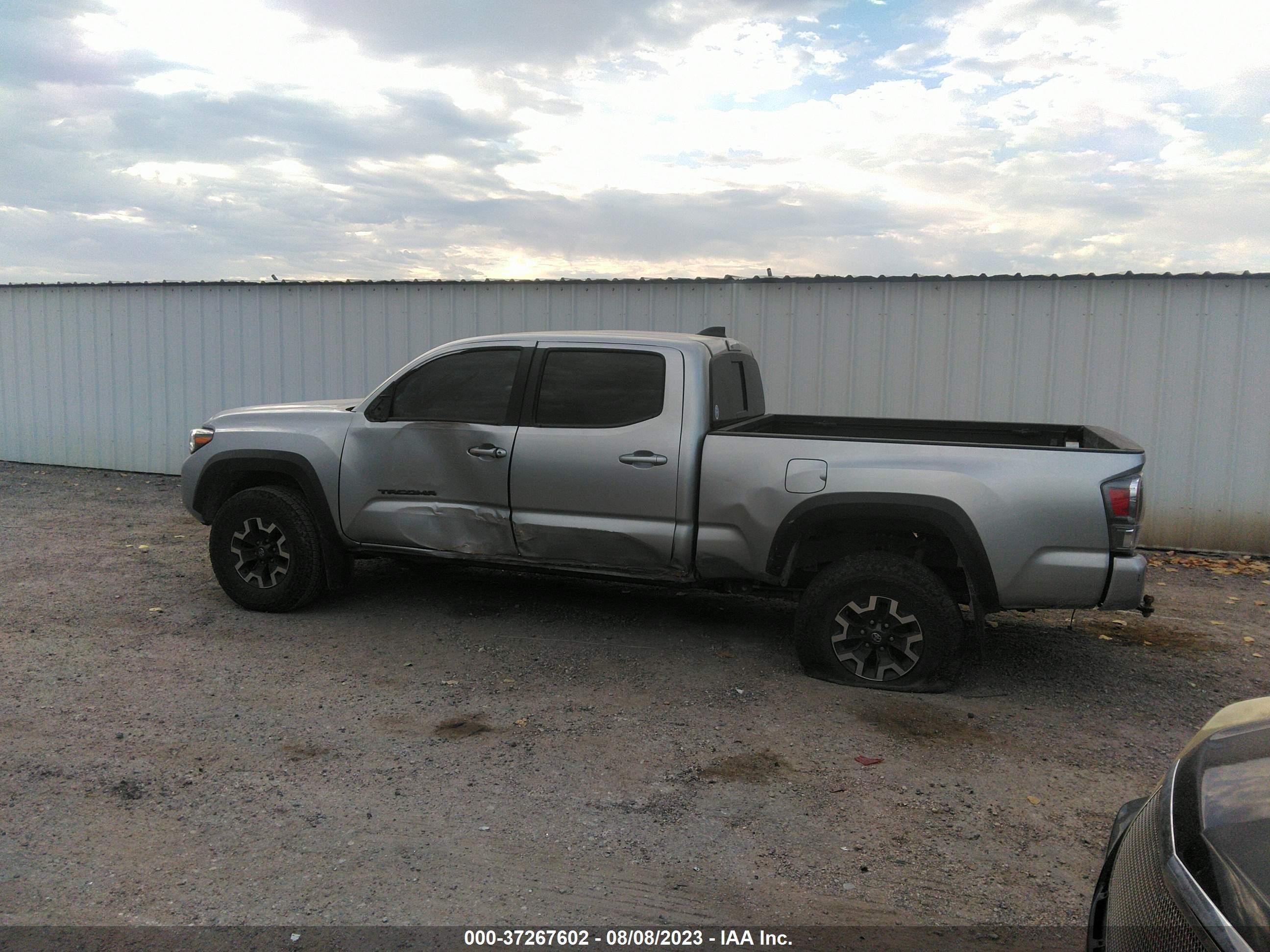 Photo 13 VIN: 3TMDZ5BN3NM123065 - TOYOTA TACOMA 