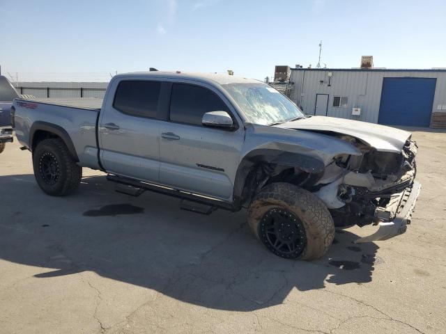 Photo 3 VIN: 3TMDZ5BN4JM048659 - TOYOTA TACOMA DOU 