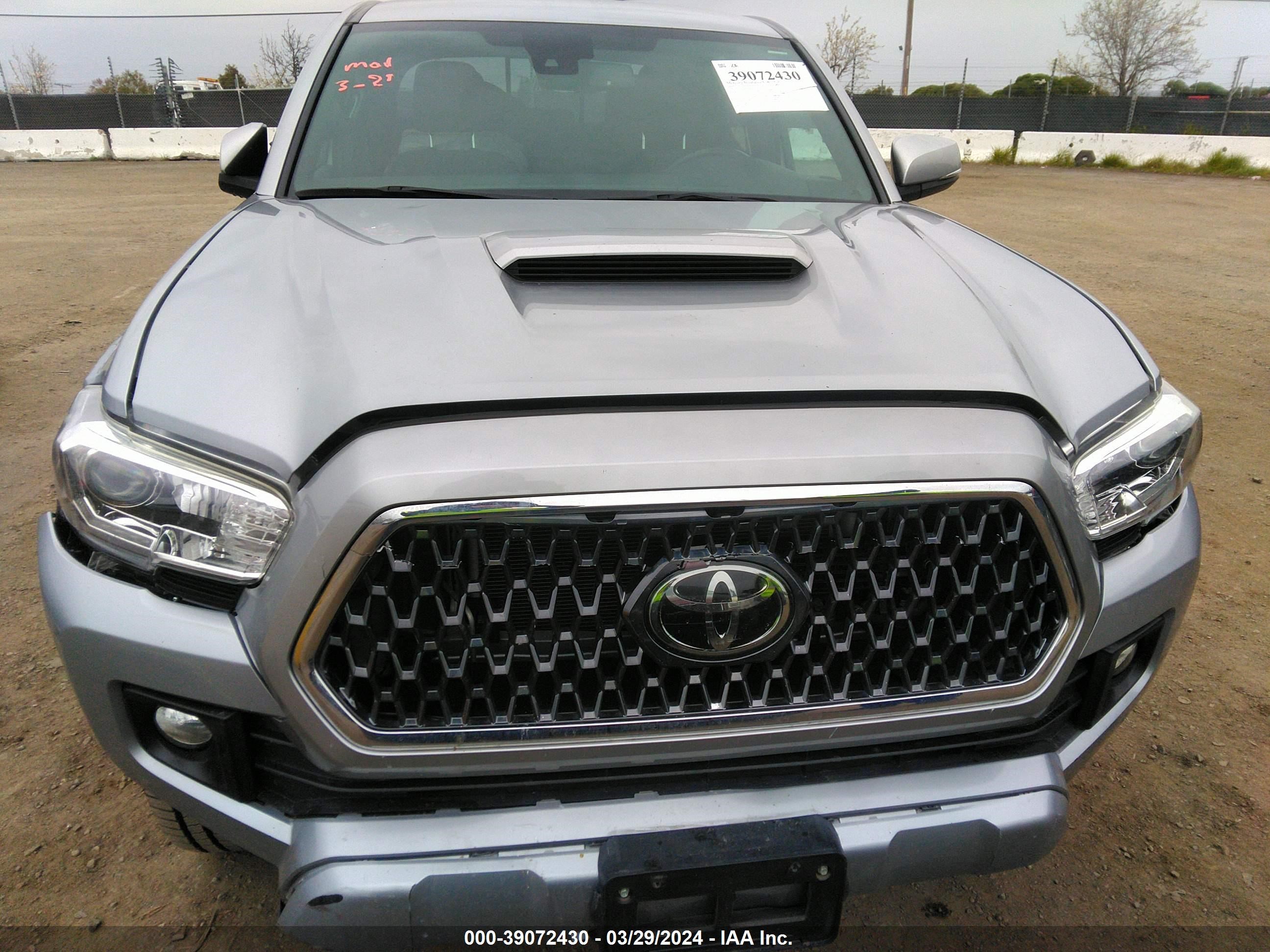 Photo 11 VIN: 3TMDZ5BN4KM065141 - TOYOTA TACOMA 