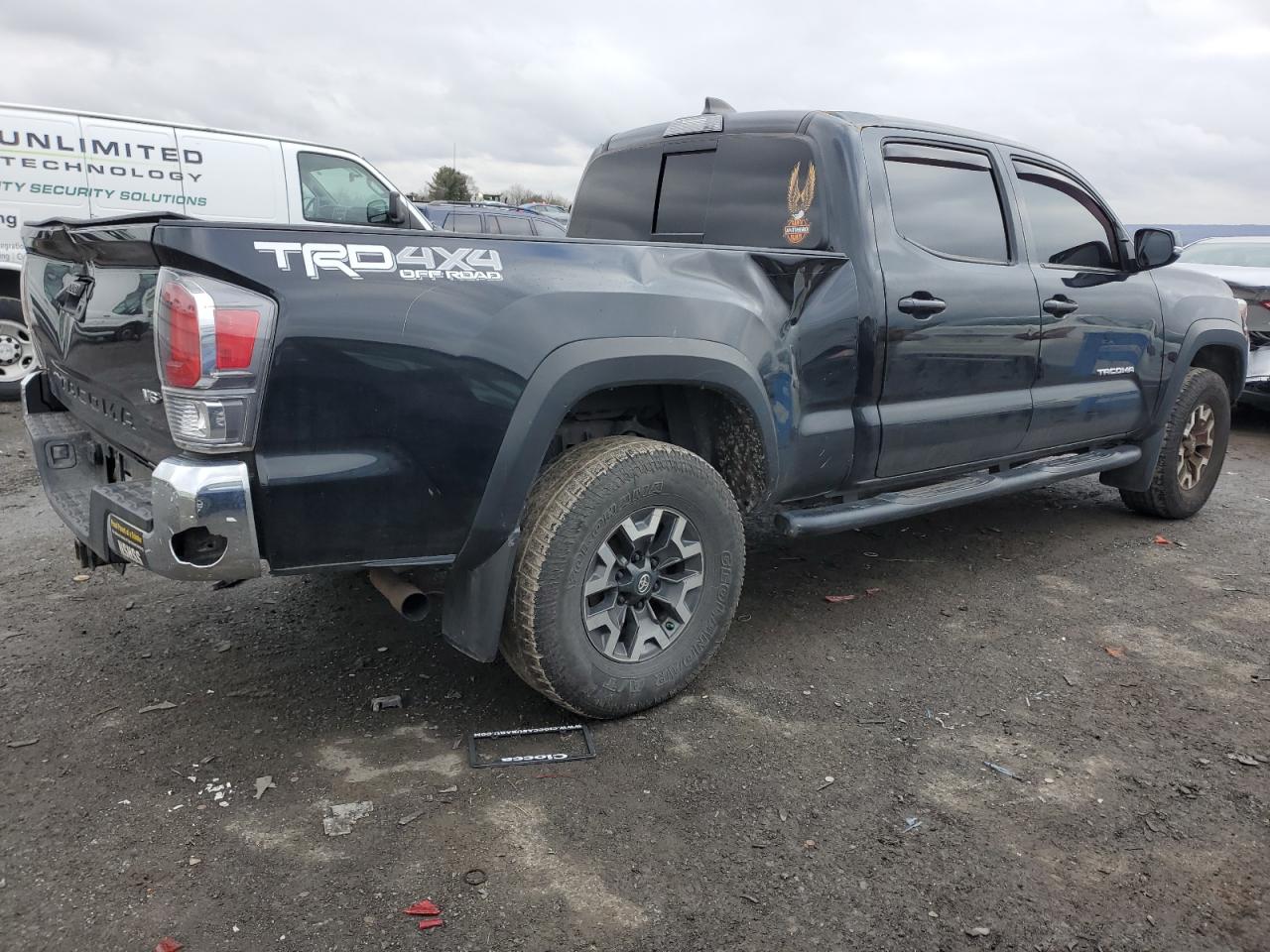 Photo 2 VIN: 3TMDZ5BN4MM103650 - TOYOTA TACOMA 