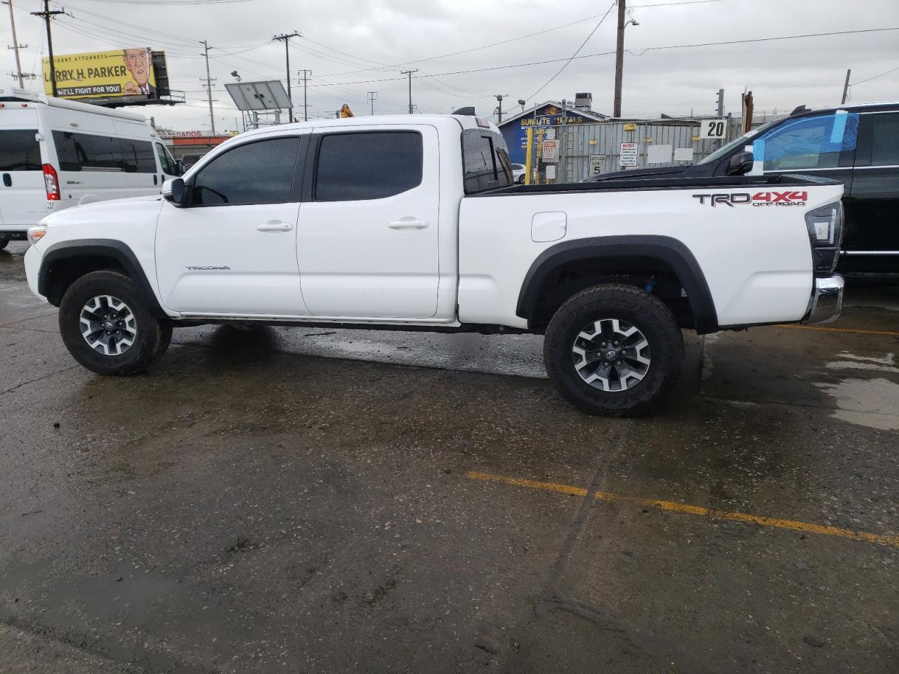 Photo 2 VIN: 3TMDZ5BN4PM165084 - TOYOTA TACOMA 