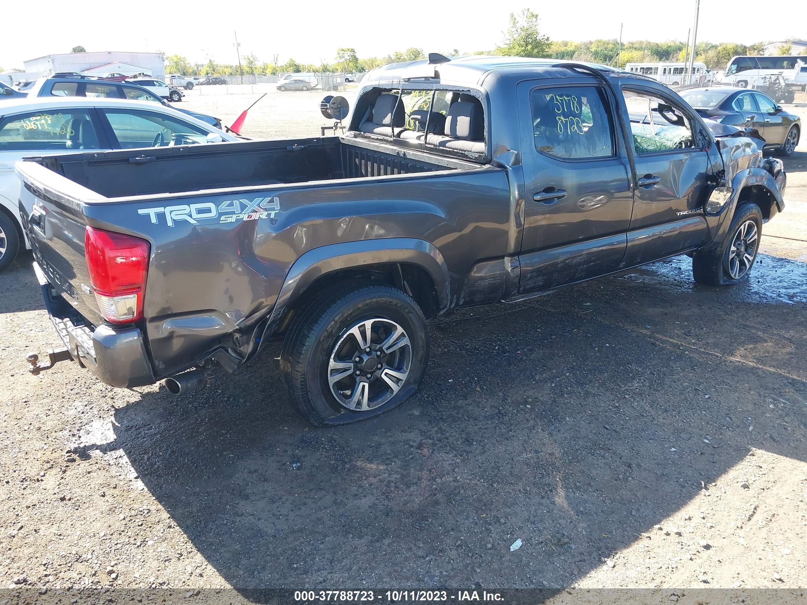 Photo 3 VIN: 3TMDZ5BN5HM015700 - TOYOTA TACOMA 