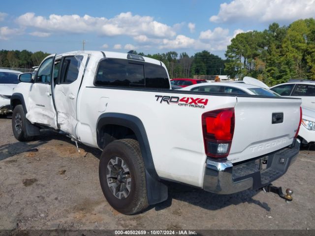 Photo 2 VIN: 3TMDZ5BN5JM048783 - TOYOTA TACOMA 