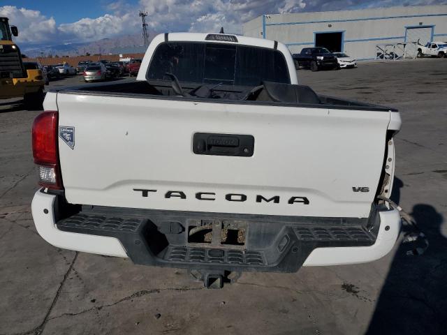 Photo 5 VIN: 3TMDZ5BN5JM049853 - TOYOTA TACOMA 