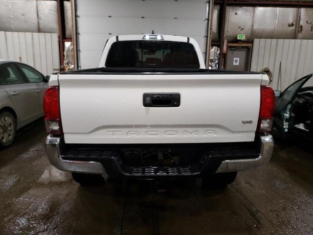 Photo 5 VIN: 3TMDZ5BN5JM050646 - TOYOTA TACOMA DOU 