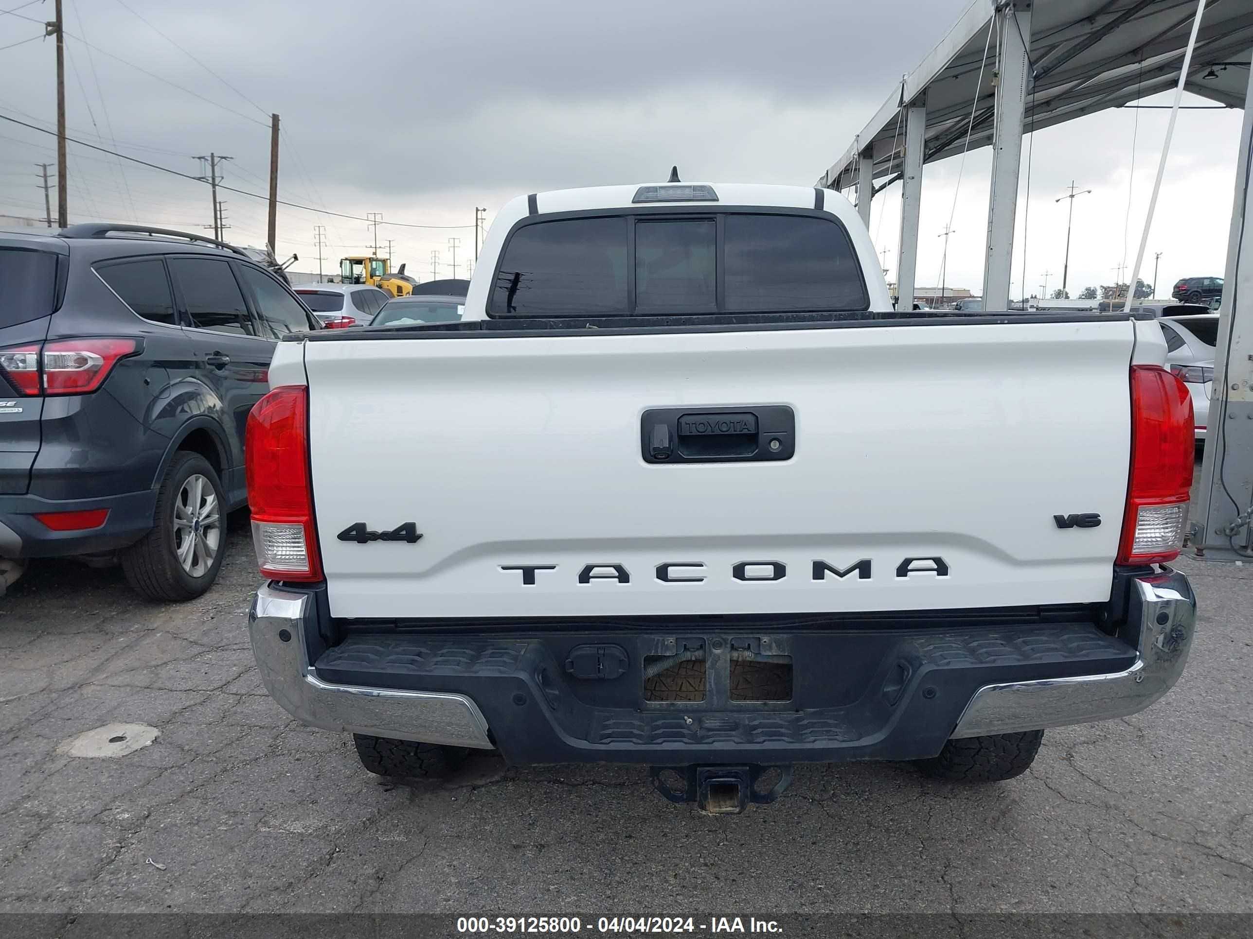 Photo 16 VIN: 3TMDZ5BN6GM002498 - TOYOTA TACOMA 