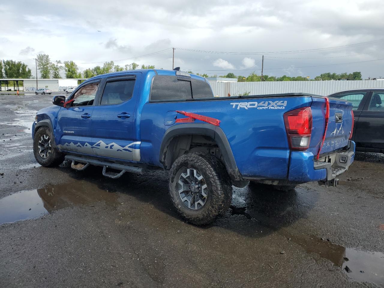 Photo 1 VIN: 3TMDZ5BN6JM045455 - TOYOTA TACOMA 