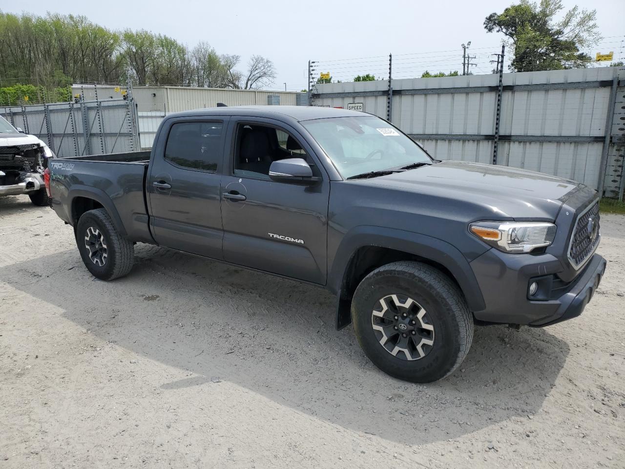 Photo 3 VIN: 3TMDZ5BN6KM057185 - TOYOTA TACOMA 