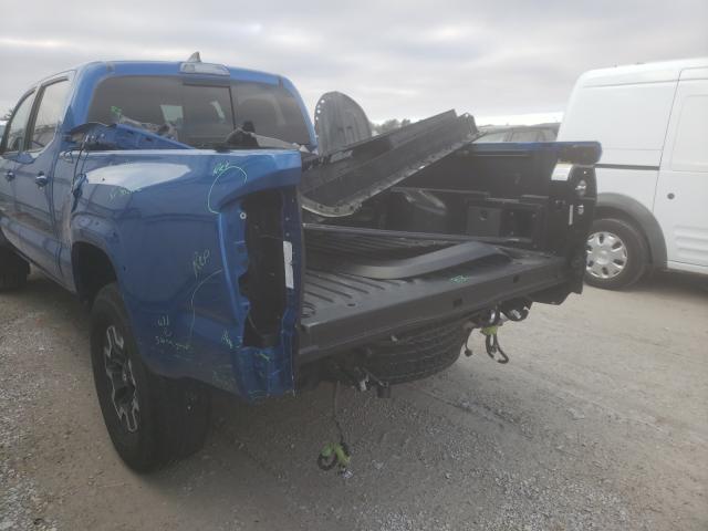 Photo 8 VIN: 3TMDZ5BN7JM047358 - TOYOTA TACOMA DOU 