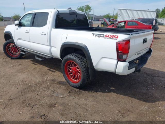 Photo 2 VIN: 3TMDZ5BN7JM048526 - TOYOTA TACOMA 