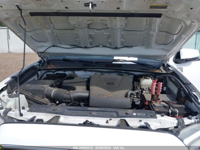 Photo 9 VIN: 3TMDZ5BN7JM048526 - TOYOTA TACOMA 