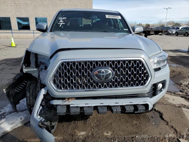 Photo 4 VIN: 3TMDZ5BN7KM076800 - TOYOTA TACOMA DOU 