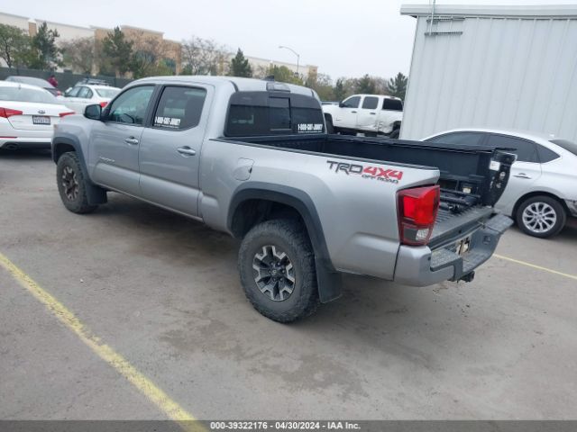 Photo 2 VIN: 3TMDZ5BN8JM037745 - TOYOTA TACOMA 