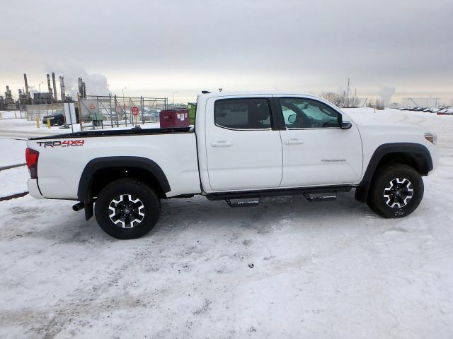 Photo 8 VIN: 3TMDZ5BN8JM038832 - TOYOTA TACOMA DOU 