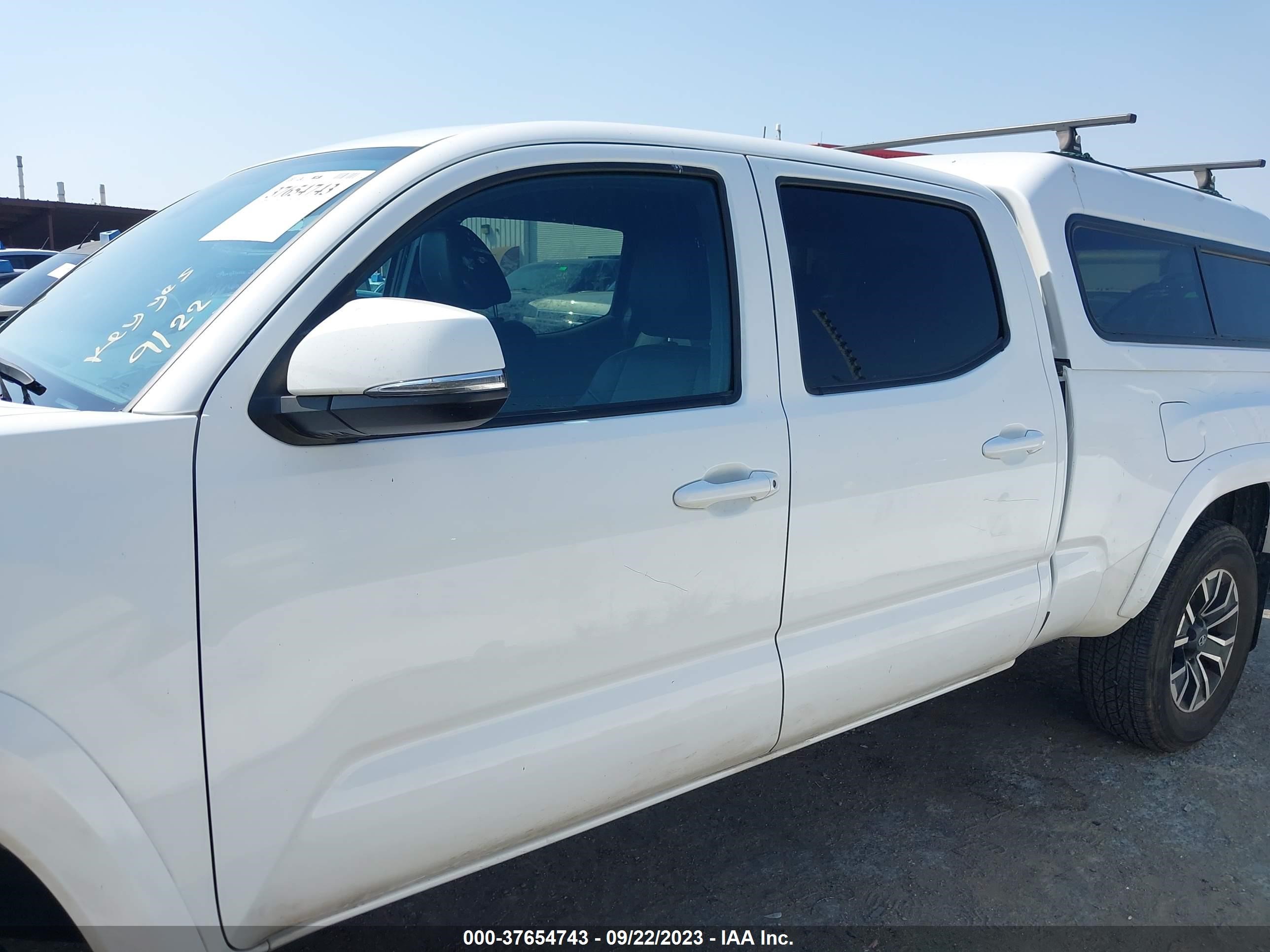 Photo 13 VIN: 3TMDZ5BN8NM126706 - TOYOTA TACOMA 