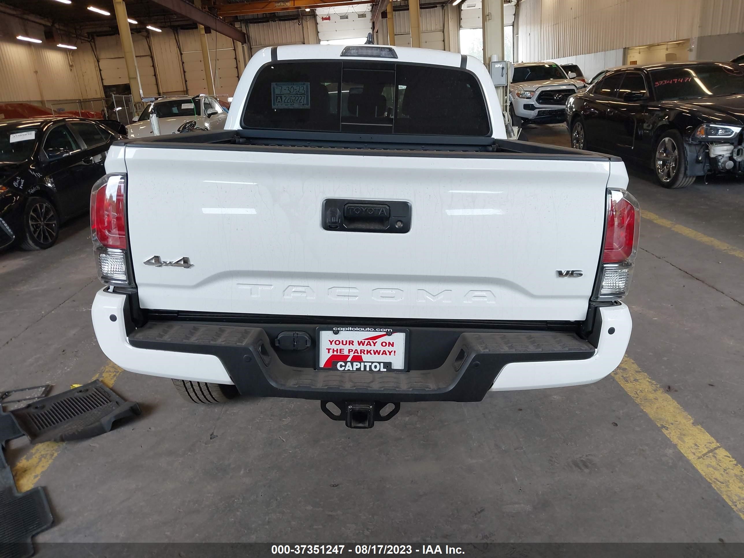 Photo 16 VIN: 3TMGZ5AN2PM567698 - TOYOTA TACOMA 