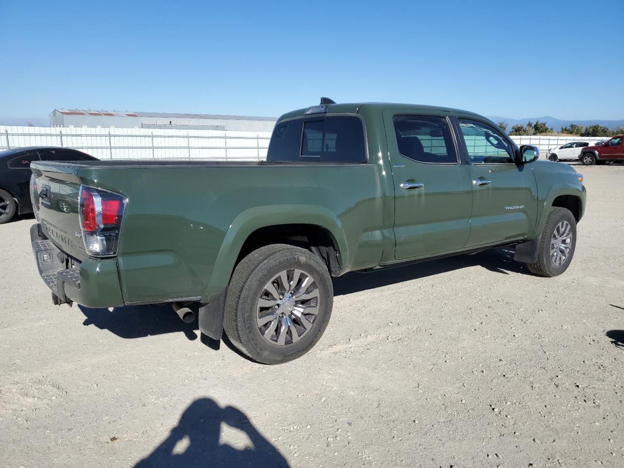 Photo 2 VIN: 3TMHZ5BNXNM126661 - TOYOTA TACOMA 