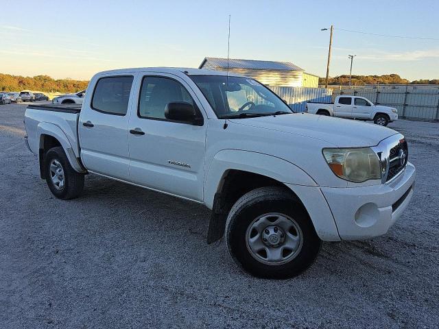 Photo 3 VIN: 3TMJU4GN0BM113674 - TOYOTA TACOMA DOU 