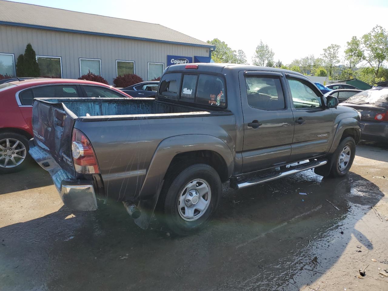 Photo 2 VIN: 3TMJU4GN0DM149495 - TOYOTA TACOMA 