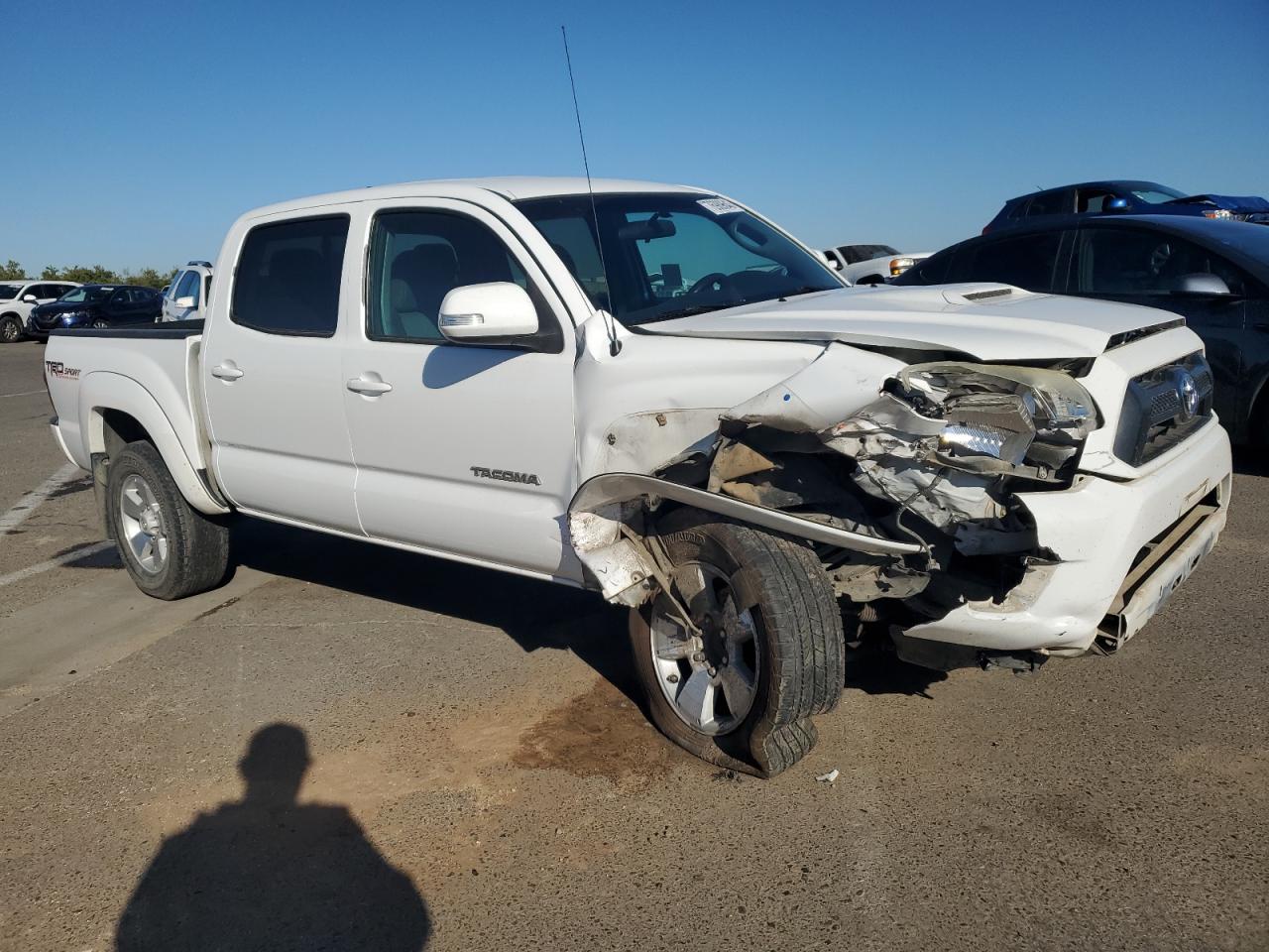 Photo 3 VIN: 3TMJU4GN0EM160417 - TOYOTA TACOMA 