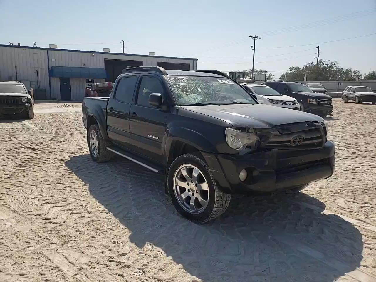 Photo 10 VIN: 3TMJU4GN1AM105176 - TOYOTA TACOMA DOU 