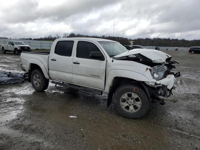 Photo 3 VIN: 3TMJU4GN1FM184789 - TOYOTA TACOMA 