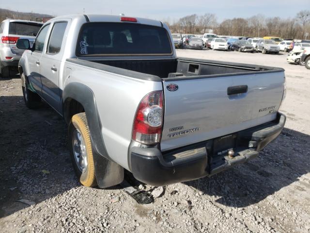 Photo 2 VIN: 3TMJU4GN2AM093765 - TOYOTA TACOMA DOU 