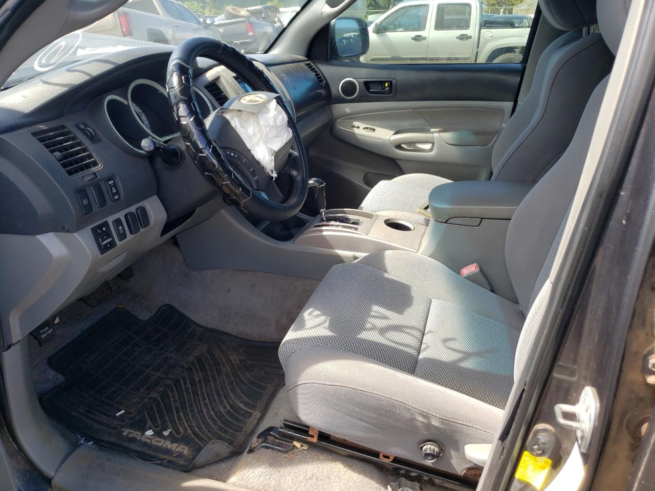 Photo 6 VIN: 3TMJU4GN2BM123364 - TOYOTA TACOMA 